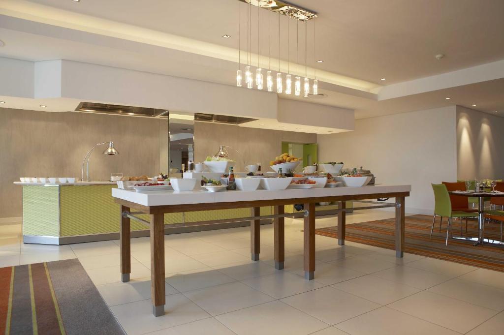Garden Court Nelson Mandela Boulevard Le Cap Extérieur photo